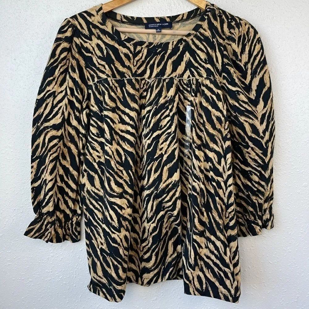NWT Jones New York Women’s Top Size M